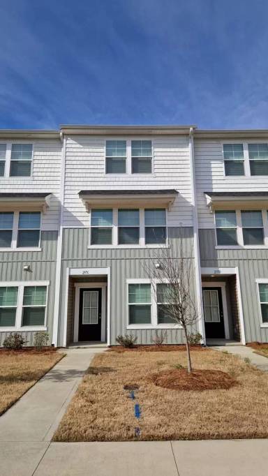 Main picture of Brand New Townhome | 3 BR/3.5BA | 1-Car Garage | Near Downtown Mooresville