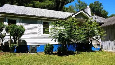 Main picture of 1014 Greenville Hwy