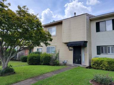 Main picture of 517 Saddlewood Ln