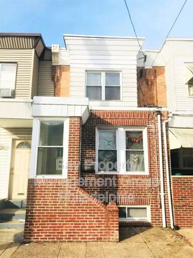 Main picture of 2448 S 2nd St