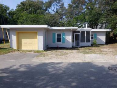 Main picture of 4909 Lauderdale Ave