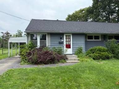 Main picture of 63 N 1st St