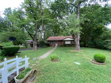 Main picture of 1307 Gentry Ter