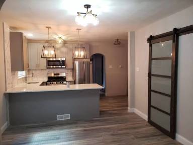 Main picture of 6401 Nottingham Ave