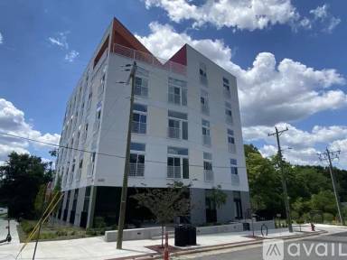 Main picture of 600 S Duke St