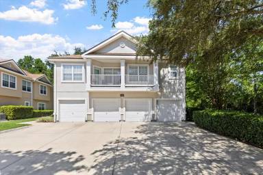 Main picture of 12407 Forest Lake Cir N