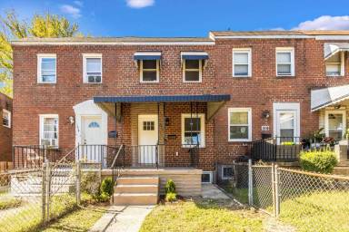 Main picture of 1612 Joplin St