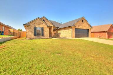 Main picture of 10811 Blue Sky Dr