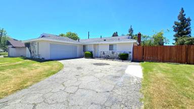 Main picture of 411 Columbiana Dr