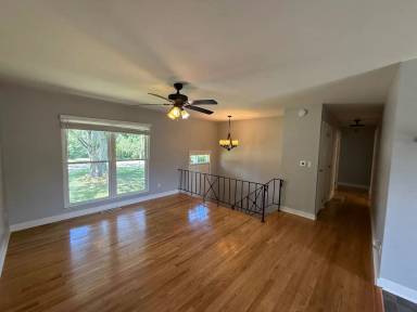Main picture of 213 S Poplar Dr
