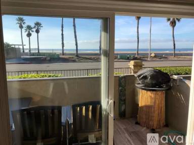 Main picture of 371 E Surfside Dr