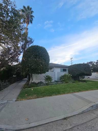 Main picture of 1103 N Glendale Ave