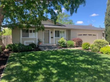 Main picture of 4906 Charmian Dr