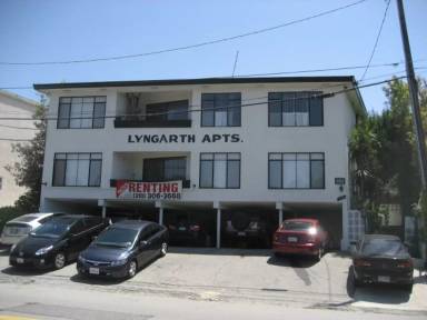 Main picture of 115 S Barrington Pl