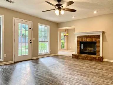 Main picture of 928 Tacoma Dr