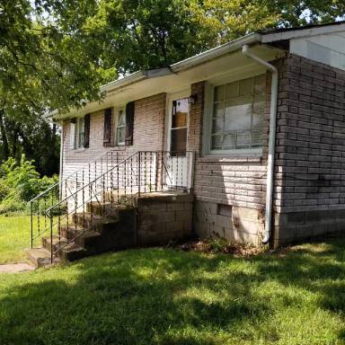 Main picture of 1932 Karen Dr