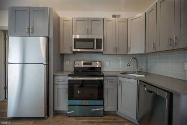 Main picture of 3213 Haverford Ave