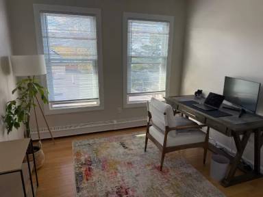 Main picture of 65 Sherman St