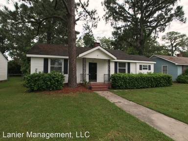 Main picture of 206 Turnberry St