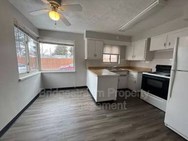 Main picture of 1225 Lytle Ln