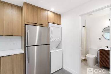Main picture of 6972 Platt Ave