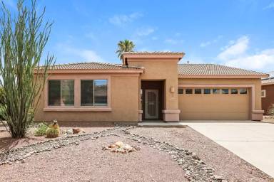 Main picture of 60639 E Eagle Heights Dr