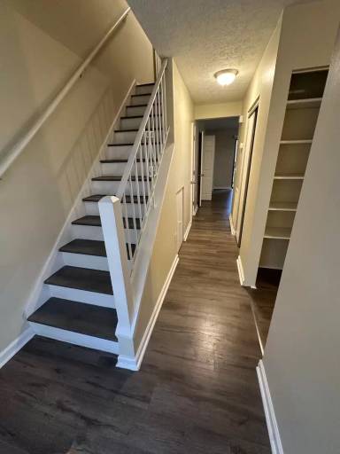 Main picture of 2598 Glade Dr SE