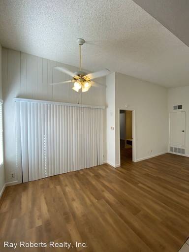 Main picture of 25785 Marguerite Pkwy