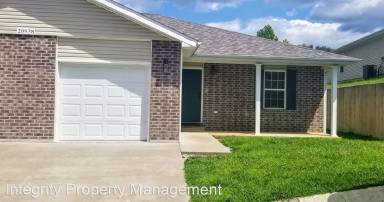 Main picture of 20992 Homer St