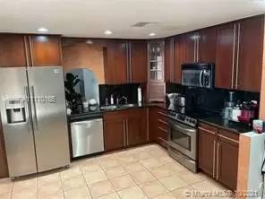 Main picture of 10101 SW 154th Circle Ct