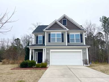 Main picture of 210 Watchmen Ln
