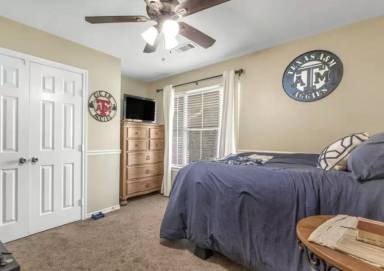 Main picture of 1718 Boardwalk Ct