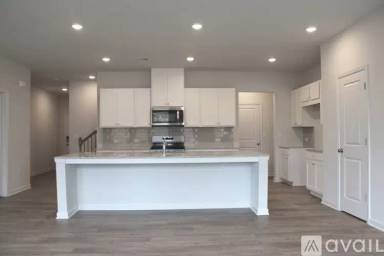 Main picture of 1111 Point Place Dr