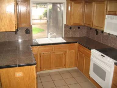 Main picture of 1174 E Goshen Ave