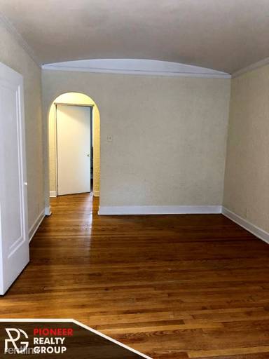 Main picture of Arlington Building