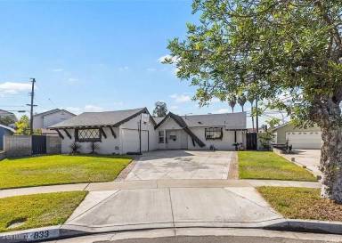 Main picture of 833 S Rome Pl