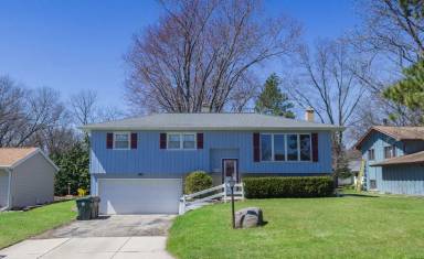 Main picture of 2330 Harley Dr