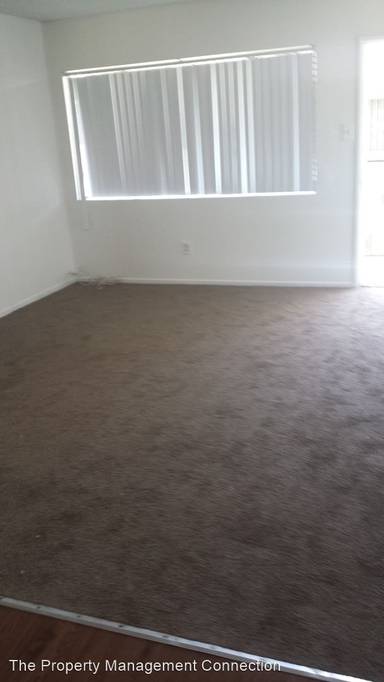 Main picture of 2311 W Compton Blvd