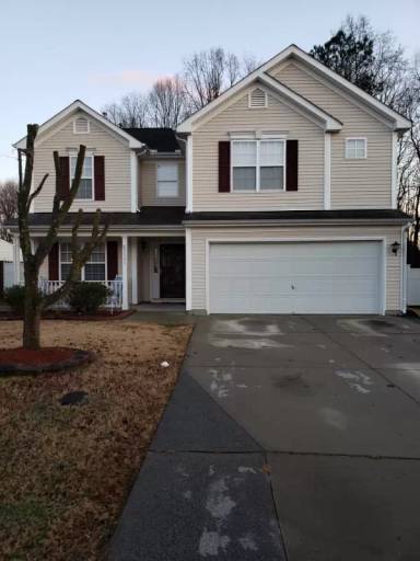 Main picture of 2005 Olive Tree Ln