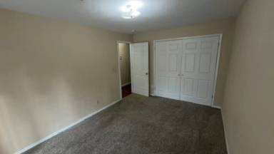 Main picture of 719 Sycamore St