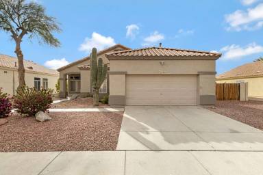 Main picture of 10321 W San Juan Ave