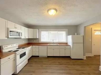Main picture of 1034 Nelson Ave