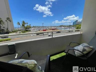 Main picture of Harbor View Plaza