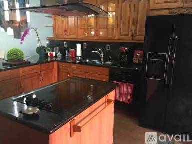 Main picture of 8285 NW 186th St