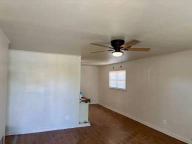 Main picture of 635 S 16th St