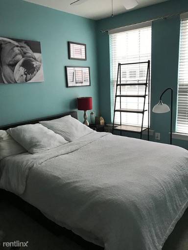 Main picture of 1023 N Royal St