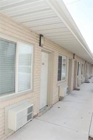 Main picture of Hillcrest Studios - 111