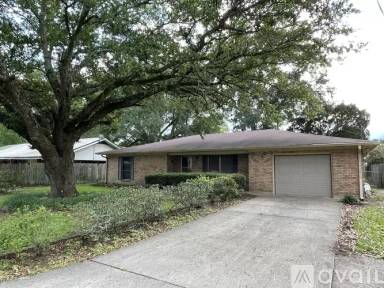 Main picture of 307 Pecan Dr
