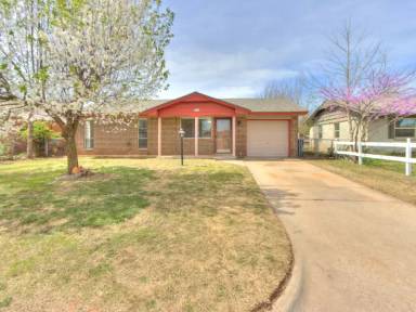 Main picture of 519 S Brookview Ln