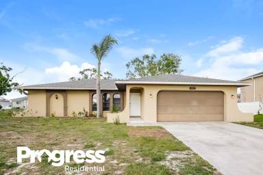 Main picture of 909 SW 9th Ave
